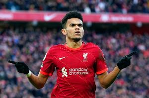 罗马诺：确认拜仁今天接触路易斯-迪亚斯，但还没有正式报价