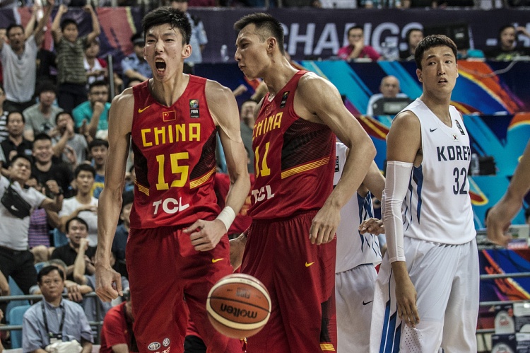 乐鱼vip-时隔10年再进亚洲杯四强！中国队10年前小组赛20分逆转韩国